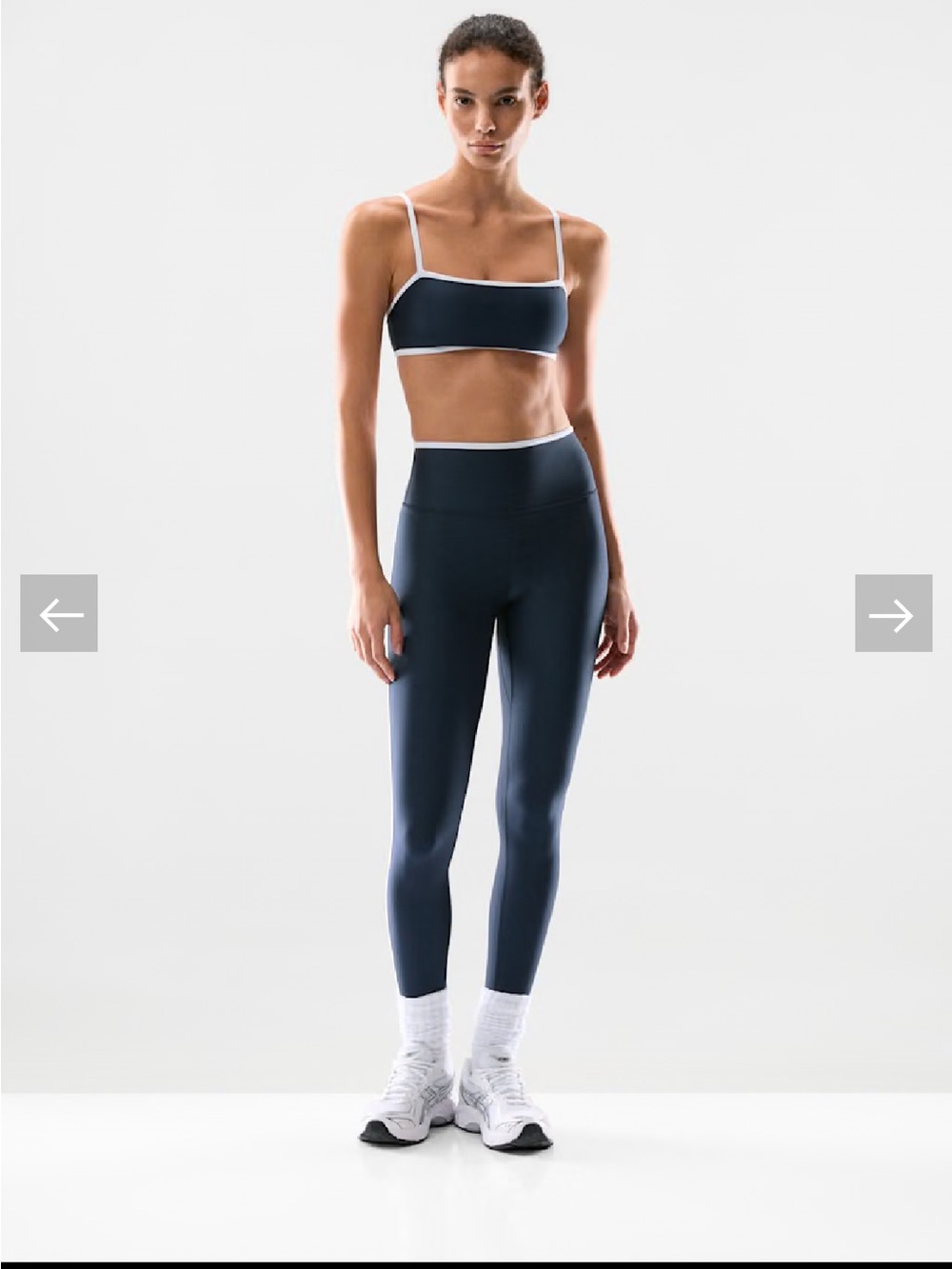Aritzia Glotone Bra in Harbour Navy